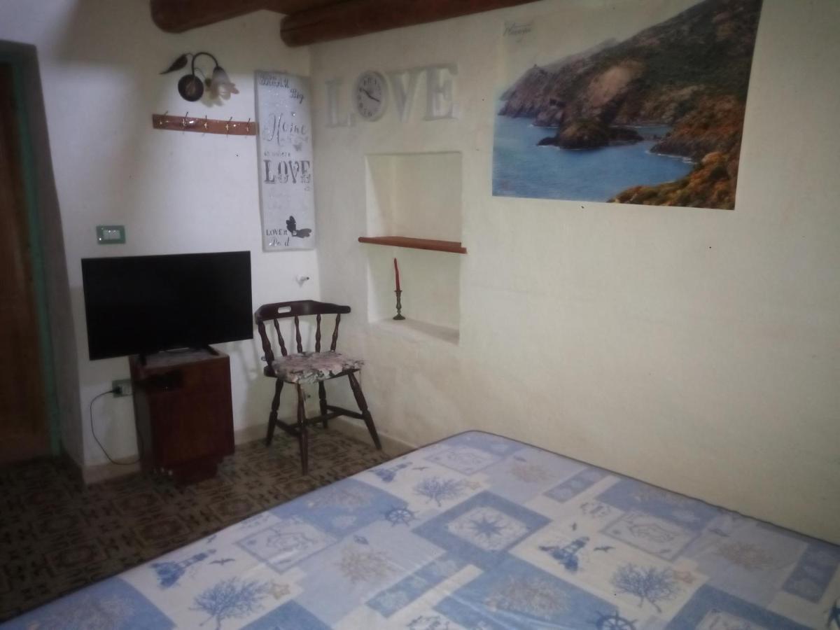 לינה וארוחת בוקר Zeddiani Sardinia Eco Vegan House מראה חיצוני תמונה