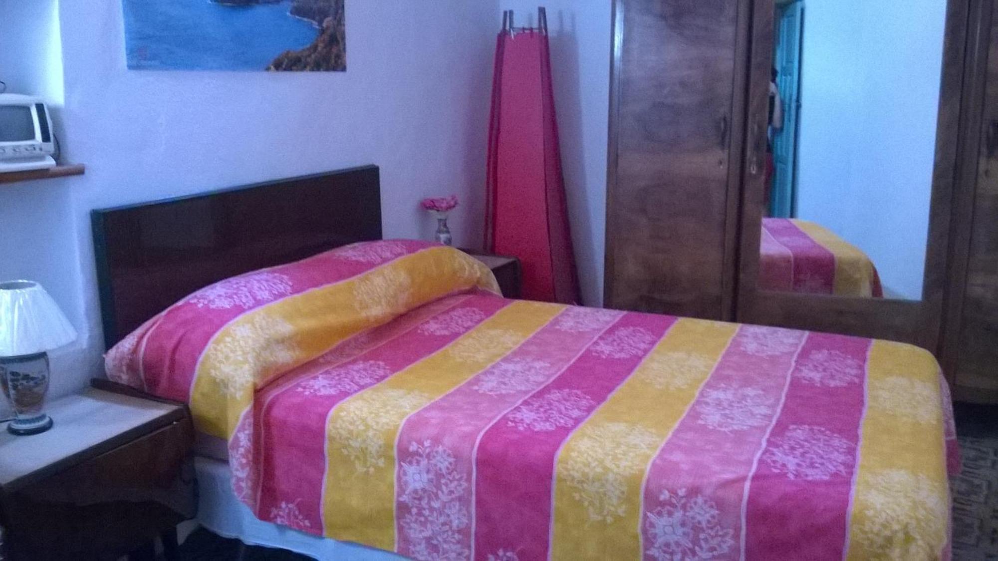 לינה וארוחת בוקר Zeddiani Sardinia Eco Vegan House מראה חיצוני תמונה
