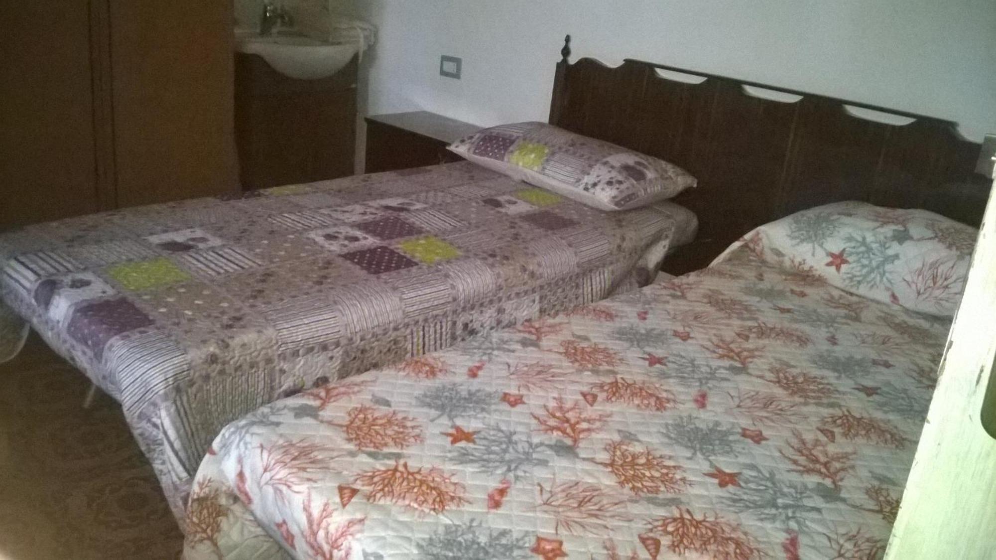 לינה וארוחת בוקר Zeddiani Sardinia Eco Vegan House מראה חיצוני תמונה