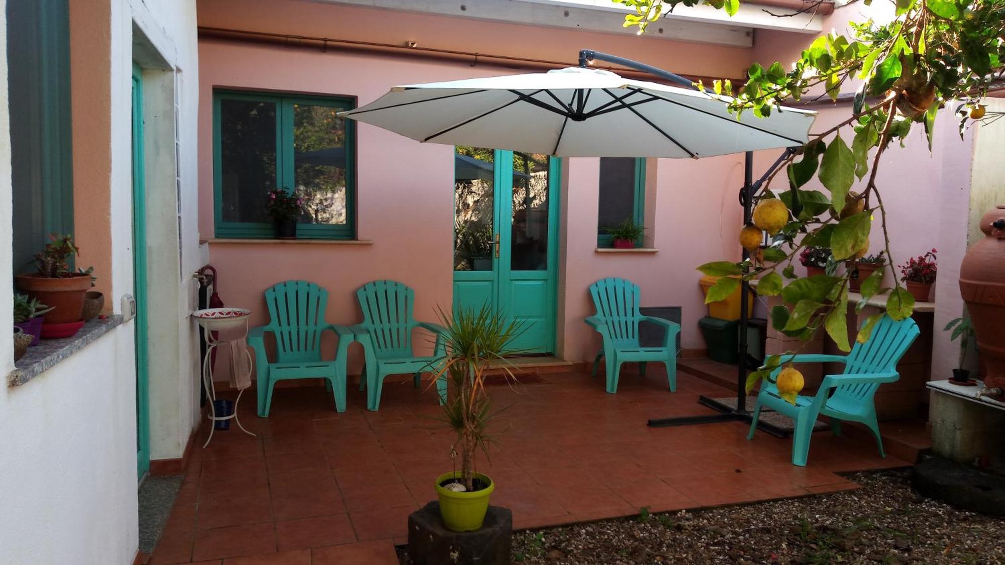 לינה וארוחת בוקר Zeddiani Sardinia Eco Vegan House מראה חיצוני תמונה